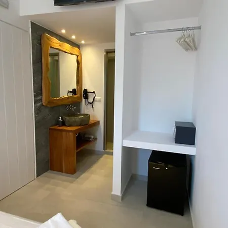 Eternal Town דירה